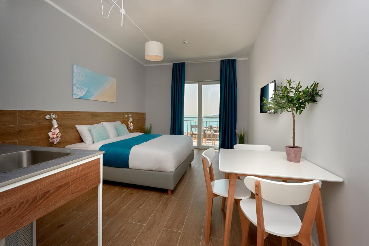 Garni Hotel Larimar Budva Exterior foto